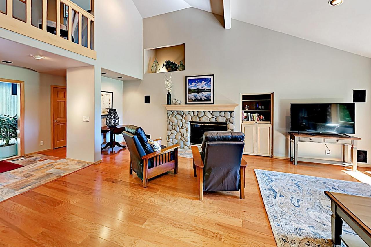 Tree Branch Cabin Sunriver Exterior foto